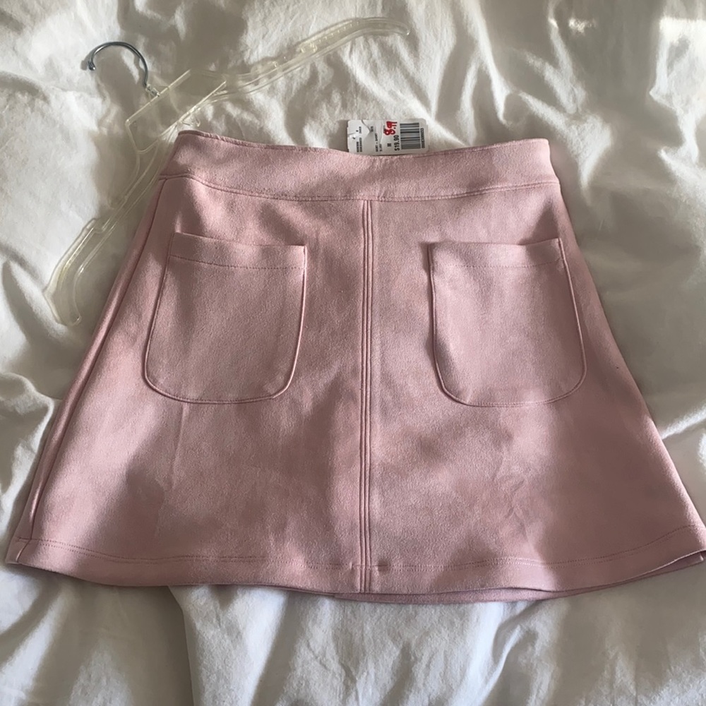 Mini skirt never worn